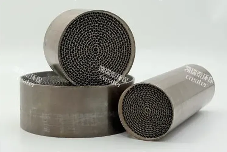 Automotive Exhaust Catalytic Converter